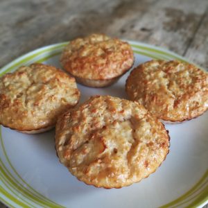 Caramel Apple Baked Oats - Carly Bloggs