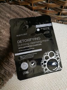 September 18 Glossybox Facemask