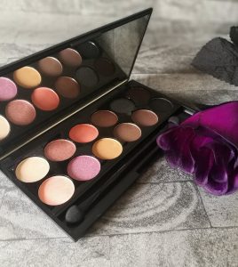 October 18 Glossybox - Sleek Pallette