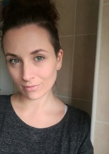 A Lazy Girl's no makeup, makeup look