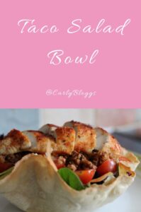 Taco Salad Bowl - Complete with edible bowl! #SlimmingWorld #Healthy #Recipe